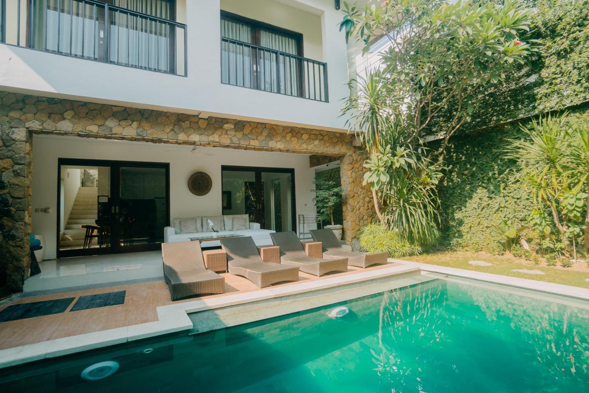 Villa C31 Seminyak Екстер'єр фото